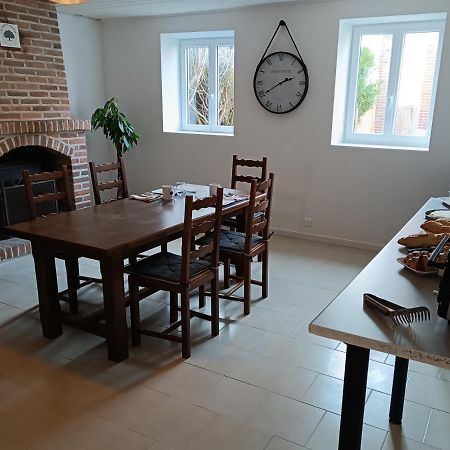 Neung-sur-Beuvron A L'Ombre Des Bois, Chambre Double Confort מראה חיצוני תמונה